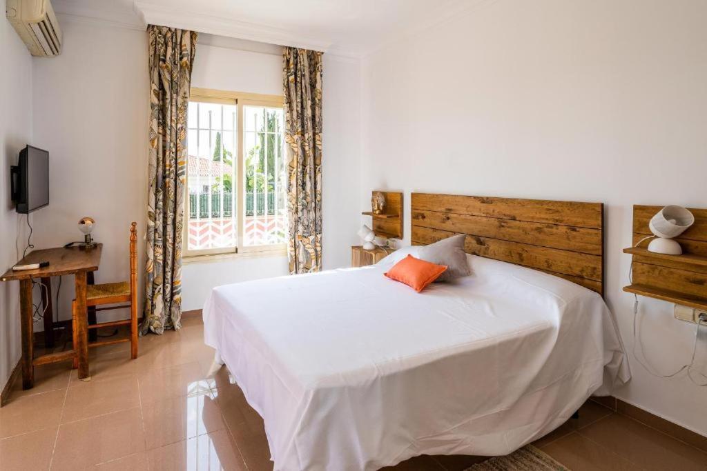 Casa Ole In Torre Del Mar Apartment Exterior photo